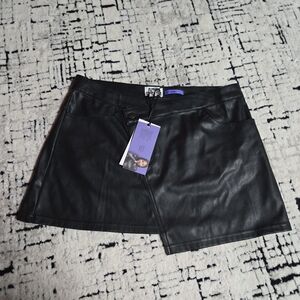 Future Collective Women Faux Leather Asymmetrical Mini A-Line Skirt Size 8 Black